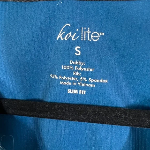 Koi Lite Reform Ombre‎ V-Neck Top, S, Electric Blue and Navy, Scrubs - Picture 7 of 14